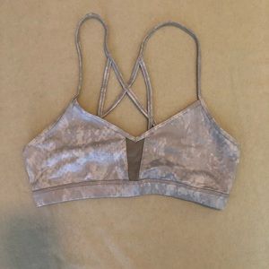 Alo Yoga Sports Bra size Medium